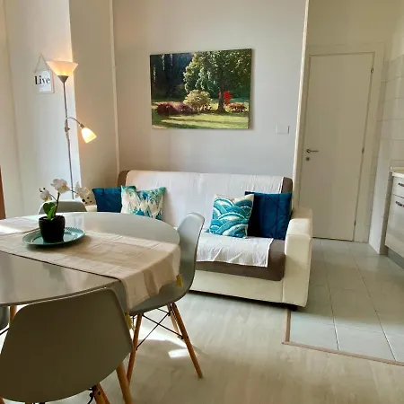 Residenza Cappuccini Aparthotel Peschiera del Garda Buitenkant foto