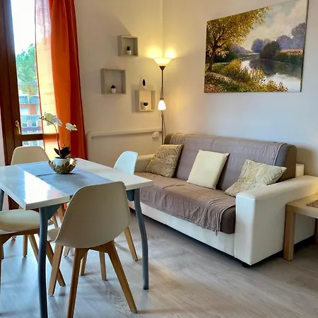 Residenza Cappuccini Aparthotel Peschiera del Garda Buitenkant foto
